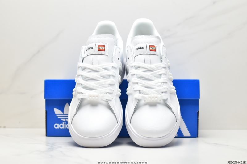 Adidas Sneakers